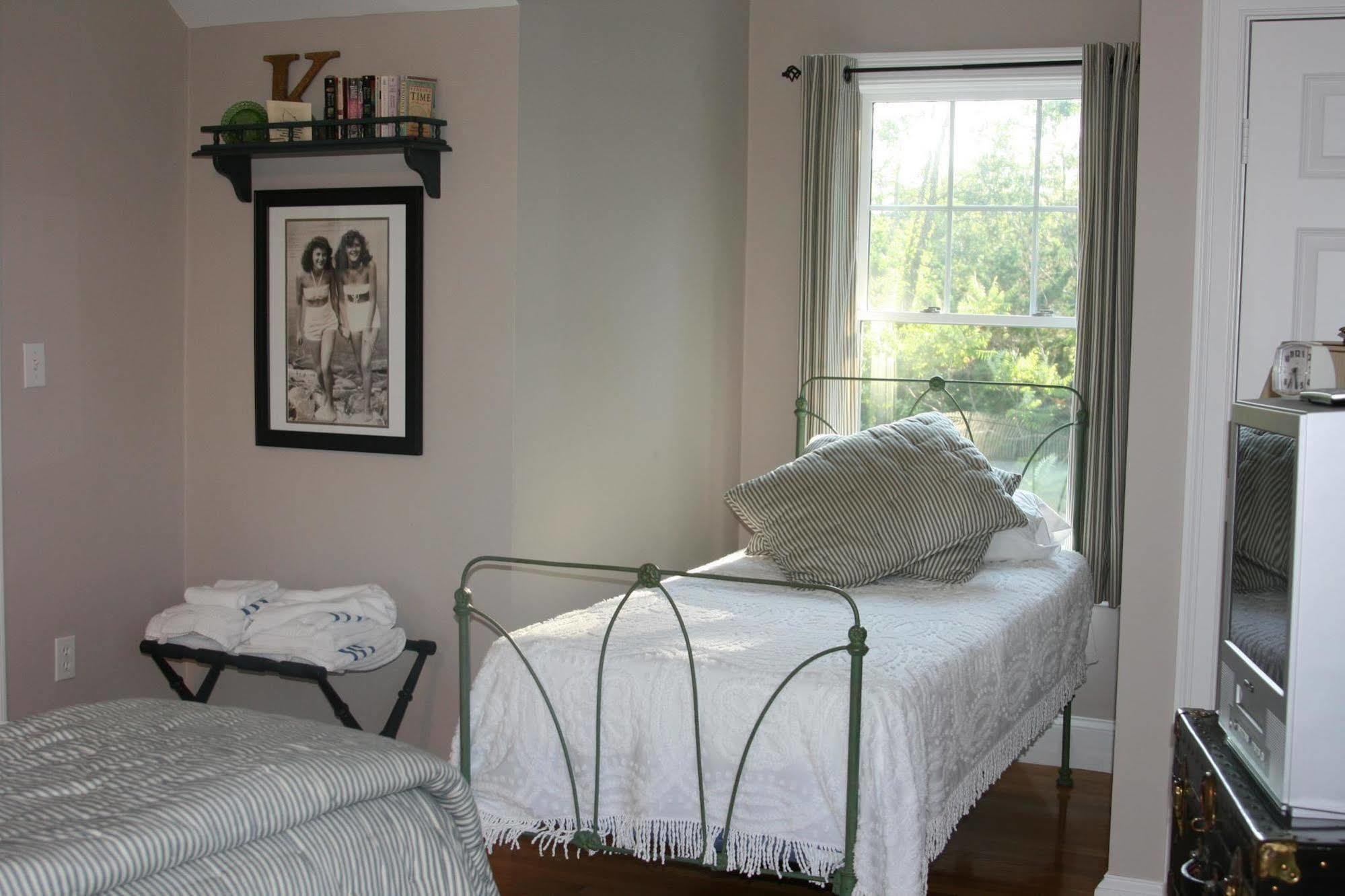 Josephine'S On The Bay Bed And Breakfast Hull Exteriör bild
